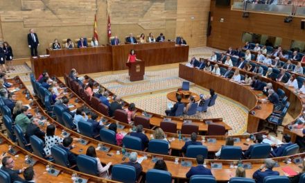 Díaz Ayuso ruft Neuwahlen für Region Madrid für 4. Mai aus