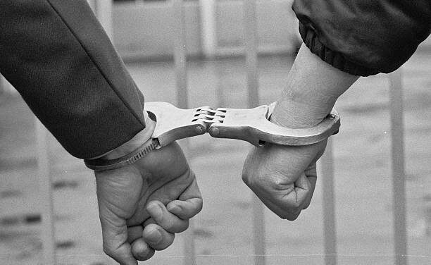 Ein verhafteter in Dénia wegen einbruch und ein anderer wegen Betrug