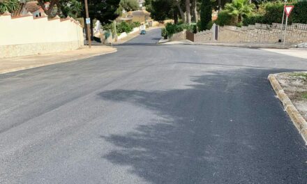 Die Asphaltierungsarbeiten und die Installation von Geschwindigkeitsbegrenzern auf dem Montgó in Dénia sind abgeschlossen