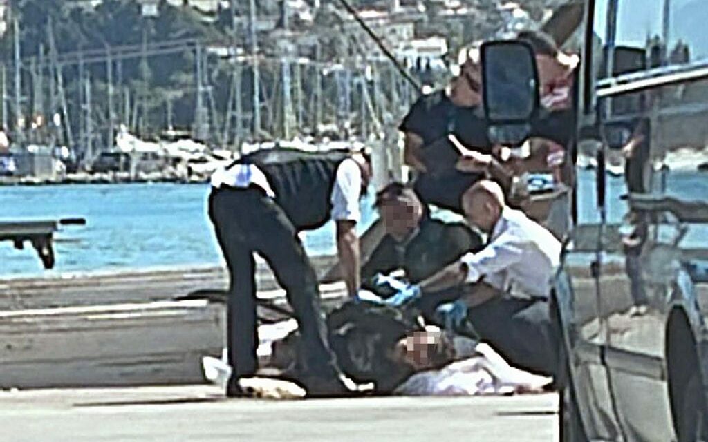 Fischerboote in Dénia fangen beim Fischen zwei Leichen in ihren Netzen