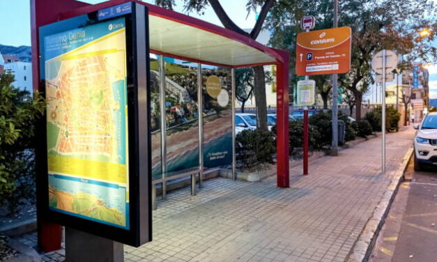 Die letzte Plenarsitzung der Legislative stärkt den öffentlichen Nahverkehr in Dénia mit 5 Buslinien