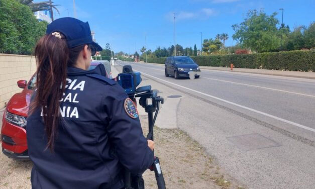 Die Polizei von Dénia hat in nur einer Woche 180 Bußgelder wegen Geschwindigkeitsüberschreitungen verhängt