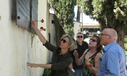 Ergreifendes Gedenken in Dénia an die Opfer der Marina Alta in den Konzentrationslagern der Nazis